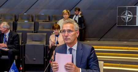 Szef NATO pesymistą. "Wojna może potrwać latami"