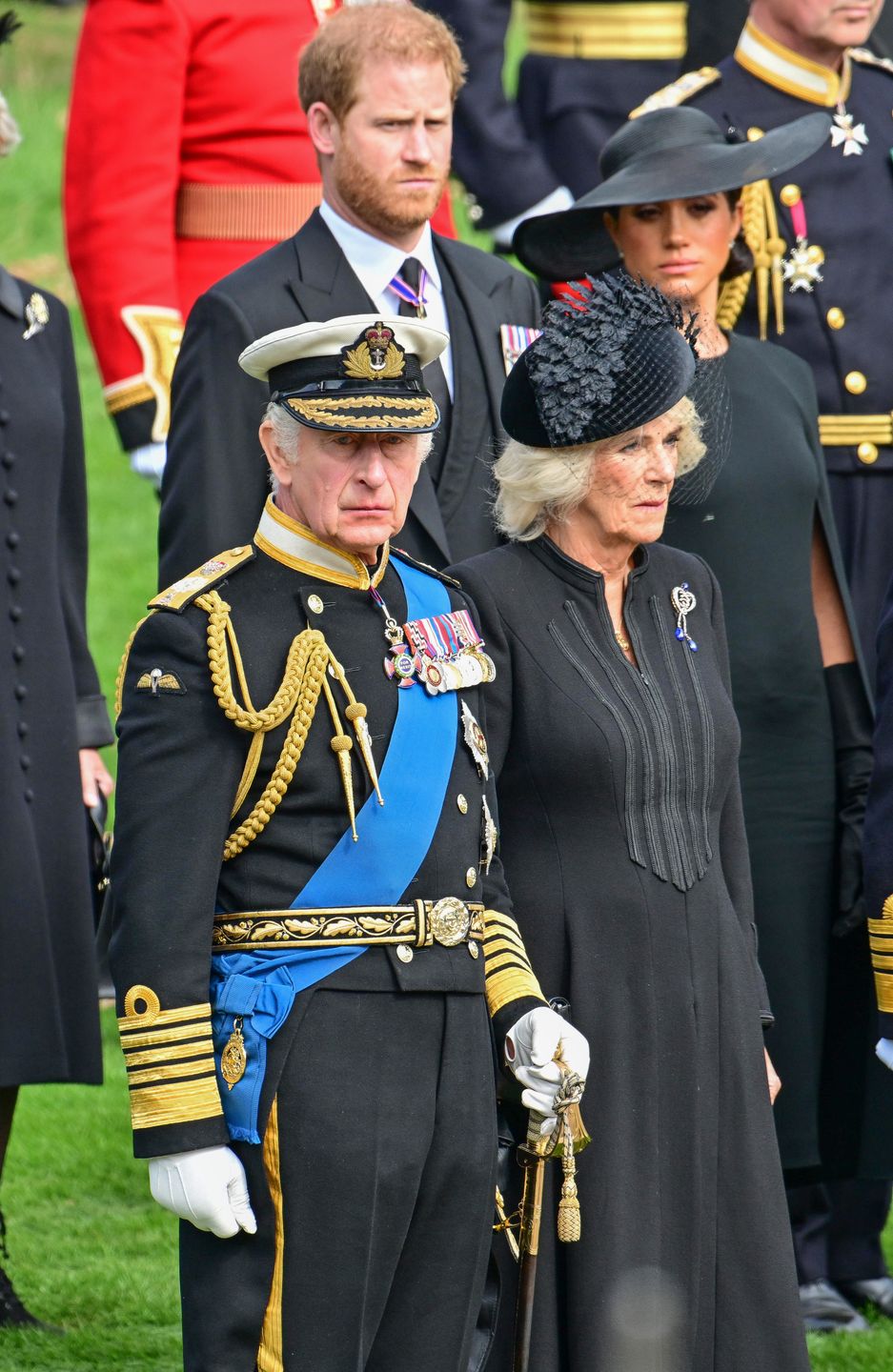 Rzadki widok: król i królowa na wspólnym zdjęciu z Meghan i Harrym
