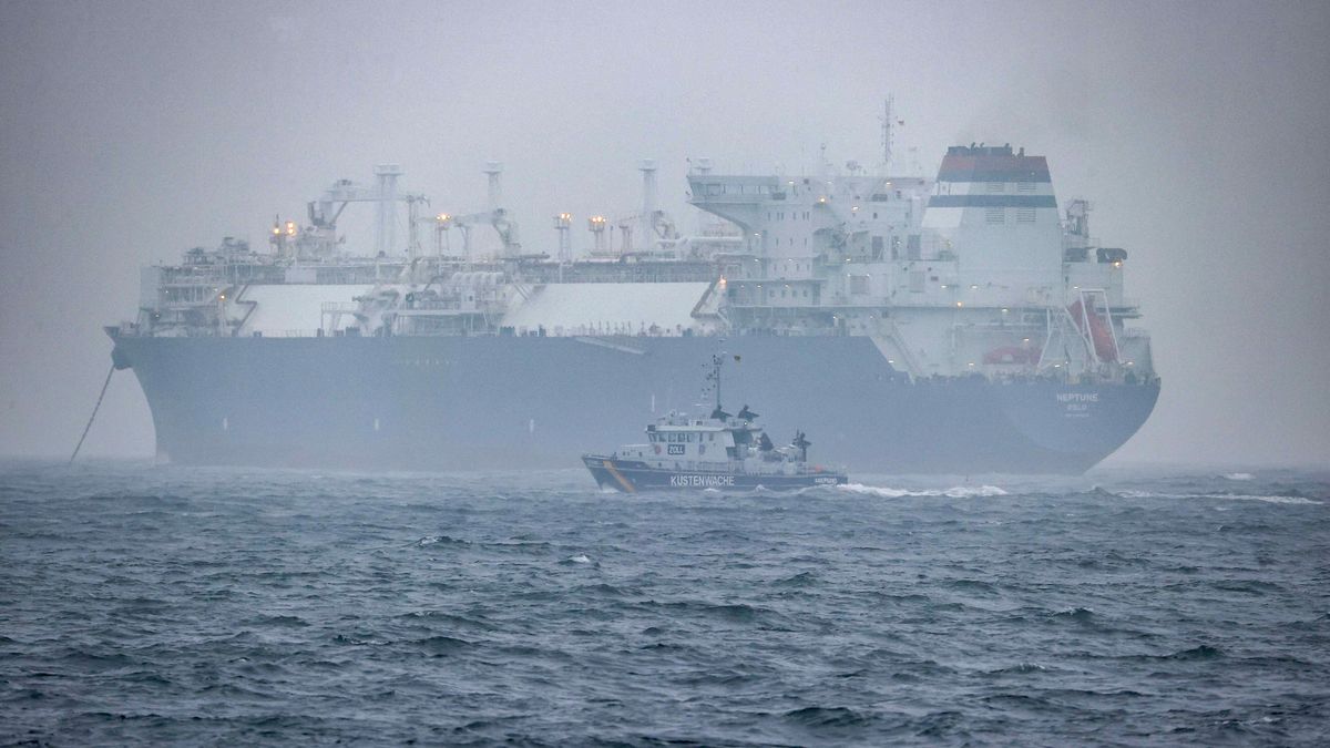 BERLIN, GERMANY - NOVEMBER 23: First Fully LNG-Powered Cruise Ship "Neptun" is anchored after completing the preparation of LNG's conversion to the gaseous state on the Sassnitz harbor located Baltic Sea in Berlin, Germany on November 23, 2022. (Photo by Abdulhamid Hosbas/Anadolu Agency via Getty Images)