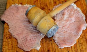 Czy w piątki można jeść mięso? Ksiądz wskazuje wyjątki