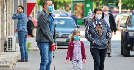 Strefa żółta w całej Polsce od soboty. Co to oznacza?