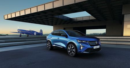Renault Rafale to auto nowej generacji od Francuzów. I wizualnie, i technologicznie