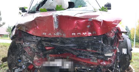 Radzięcin: Nietrzeźwa kierująca spowodowała wypadek. Dwie osoby w szpitalu