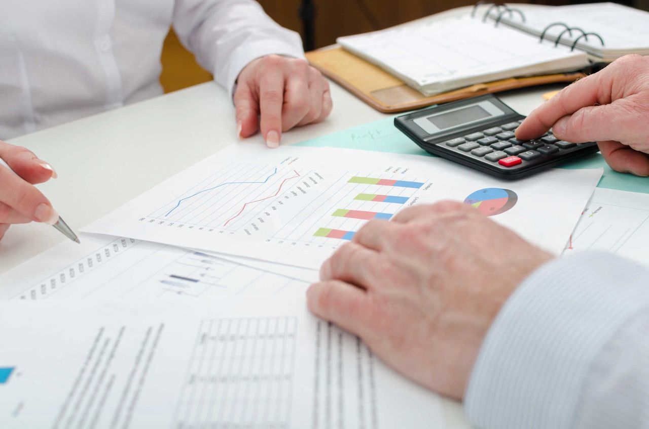 IKE w praktyce: jak wykorzystać elastyczność wpłat i wypłat, aby nie obciążać domowego budżetu