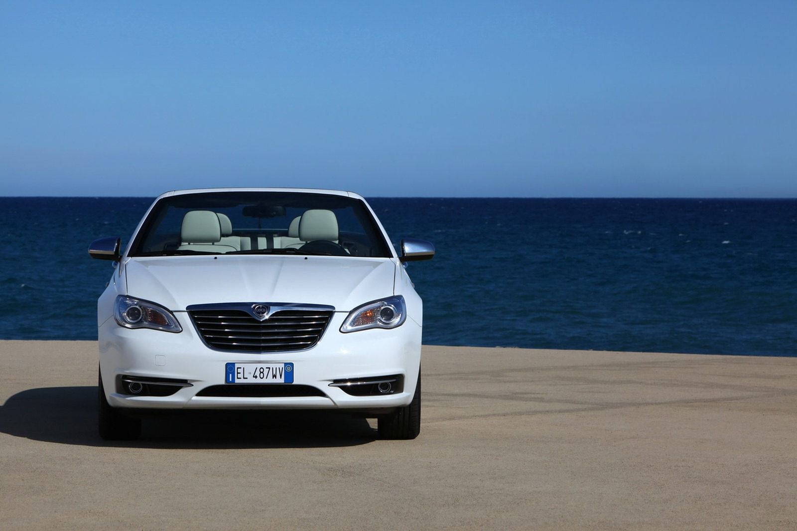 2013 Lancia Flavia - obszerna galeria włoszki z amerykańskimi korzeniami 15
