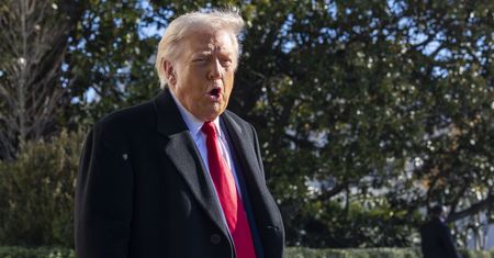 "Bardzo mocne działania". Trump grozi Iranowi