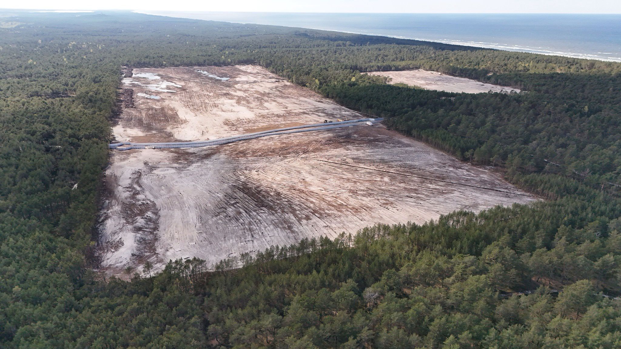 Wykarczowany las pod budowę elektrowni jądrowej w gminie Choczewo
