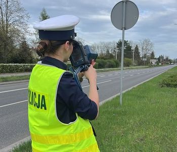 Włocławek: 37-latek na motocyklu przekroczył prędkość i stracił prawo jazdy