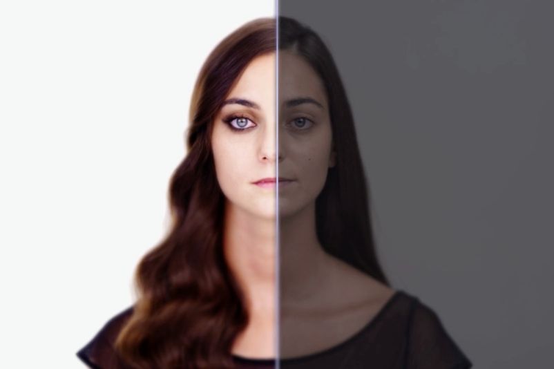 Teledysk, w którym wokalistka jest "photoshopowana" w trakcie śpiewania 1