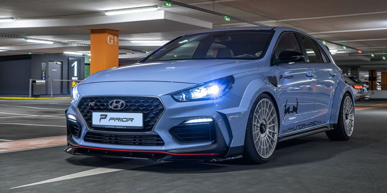 Hyundai i30 N po kuracji u Prior Design wygląda jak homologacyjny samochód rajdowy, czyli bosko