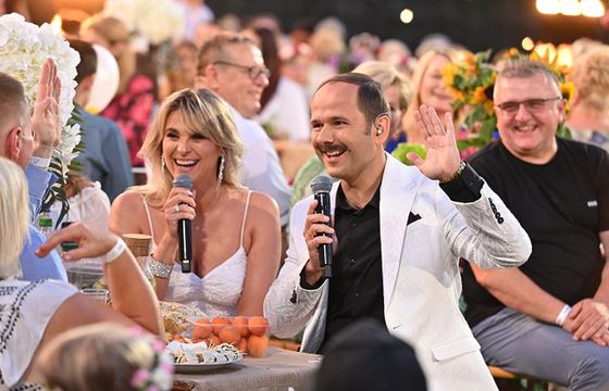 „Daj to głośniej” i Sławomir gwiazdami „Biesiady weselnej” w Iłży. Relacja w sobotę w TVP2 (wideo)