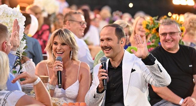 „Daj to głośniej” i Sławomir gwiazdami „Biesiady weselnej” w Iłży. Relacja w sobotę w TVP2 (wideo)