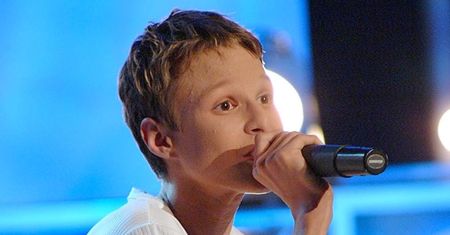 Był najmłodszym uczestnikiem "Idola", dziś trudno go rozpoznać. Co słychać u Pawła Nowaka? Niedawno zaliczył powrót do telewizji (FOTO)