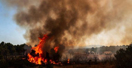 "Smok ziejący ogniem" nad Francją. Po raz pierwszy w historii kraju pojawiła się chmura pyrocumulonimbus