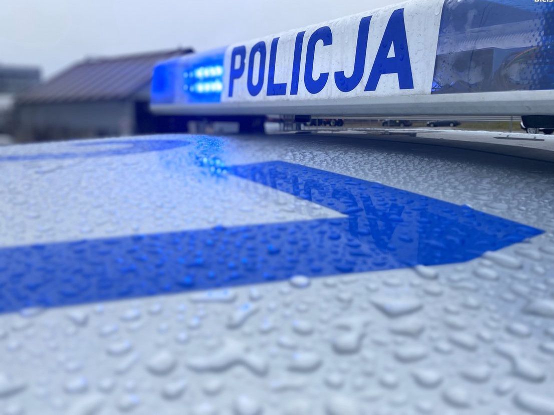 wiadomości,aktualności,WP Wiadomości Nastolatki pastwiły się nad 14-latką. Nagranie trafiło do sieci