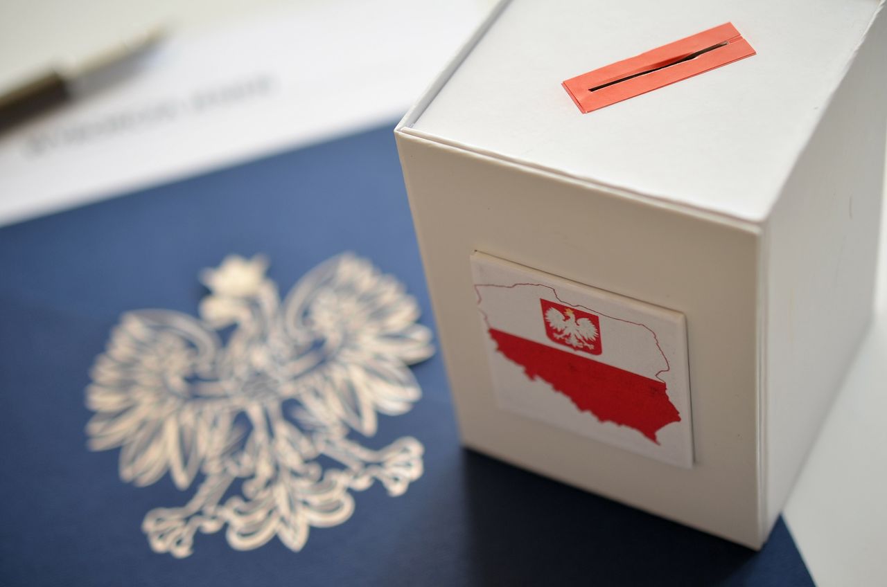 Wybory parlamentarne 2023. Jak głosować za granicą?