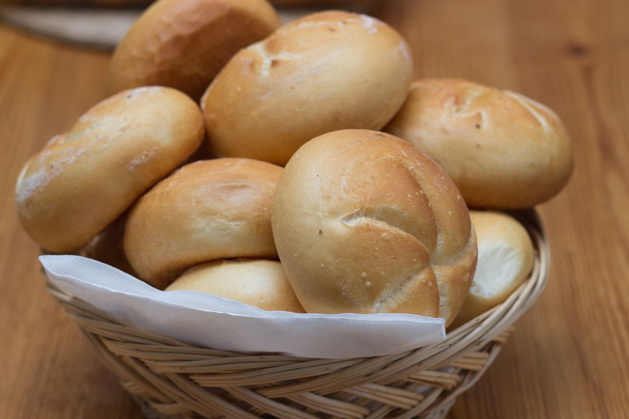 Włóż do torby z pieczywem. Będzie świeże przez trzy tygodnie