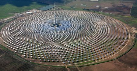 24 godz. nieprzerwanej dostawy prądu z elektrowni słonecznych