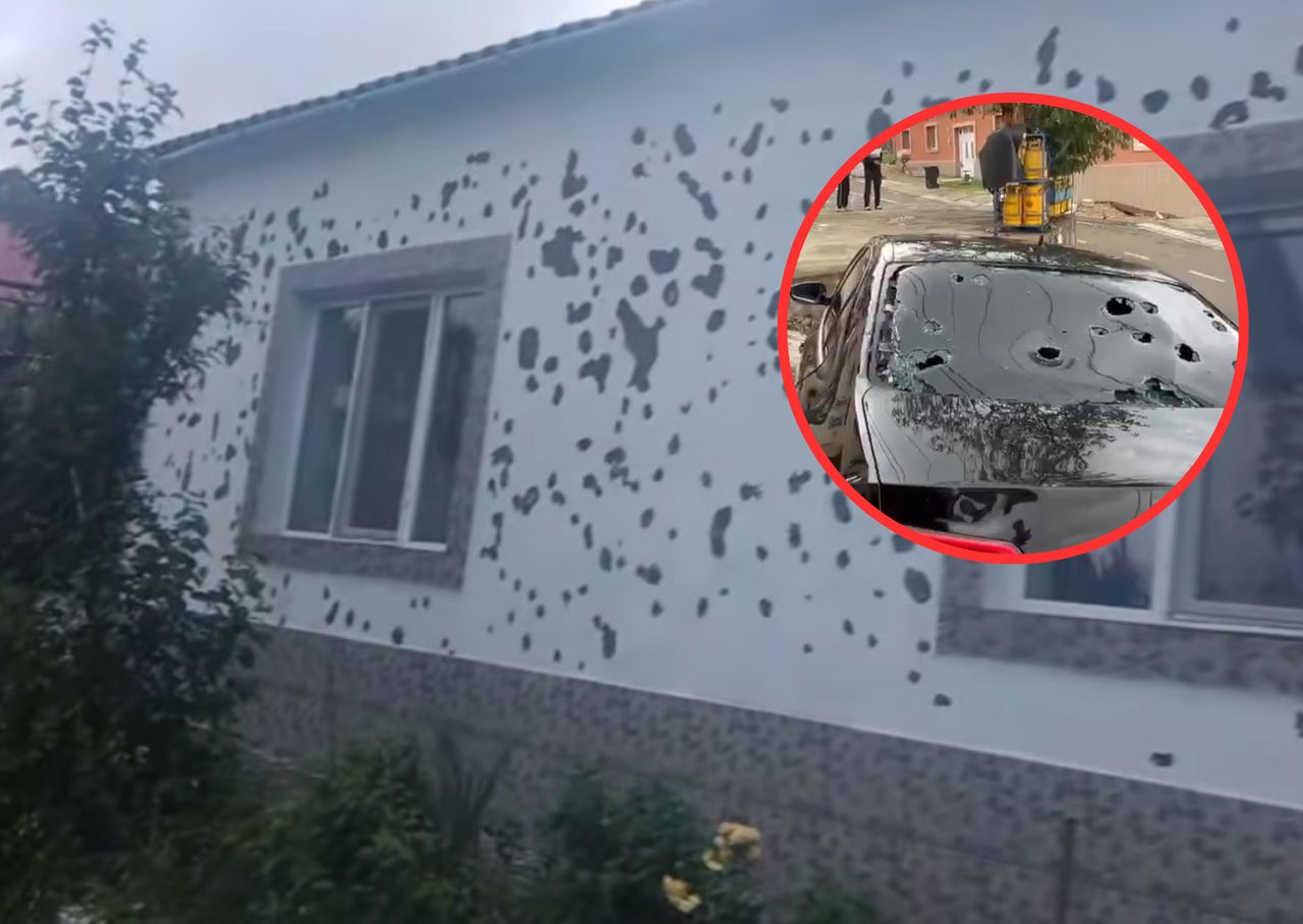 Hail perforated the facades and windows in cars. A powerful element in Romania