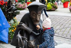 Bielsko-Biała. Don Pedro ma swój pomnik,  dołączył do Wawelskiego Smoka i Bartoliniego Bartłomieja