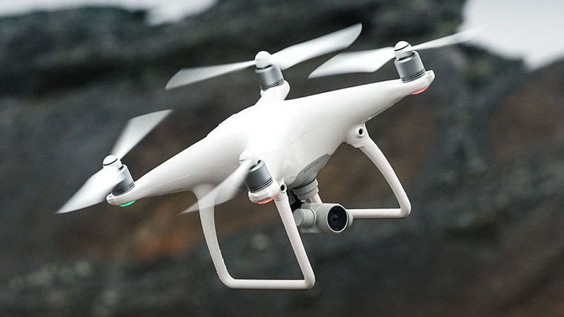 Dronem ponad chmurami. Wyczyn, z którego nie należy być dumnym 1