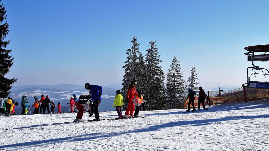 Stok narciarski zimą