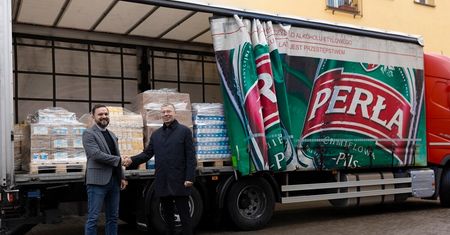Świąteczna pomoc od Browaru Perła. Tradycja, która zmienia życie potrzebujących