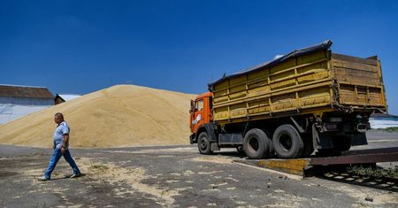 Zboże znów staje się bronią. Wojna blokuje eksport gigantów