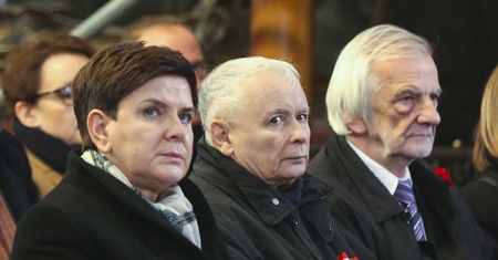 W PiS znowu wrze. Ostre starcie Kaczyńskiego z Szydło