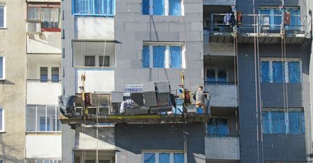 Ocieplanie bloków to pułapka? Oto kiedy koszty zjadają oszczędności