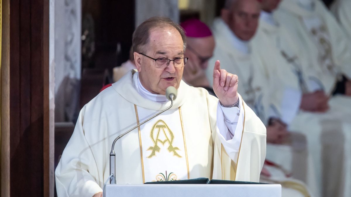 Ojciec Rydzyk na urodzinach Radia Maryja