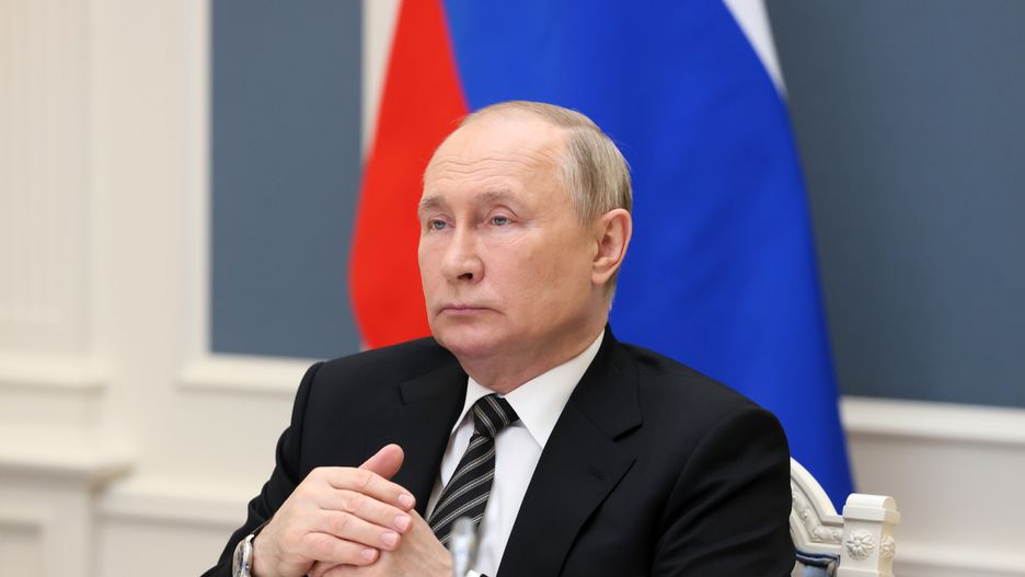 Russian President Vladimir Putin attends a meeting of the Supreme Eurasian Economic Council, the highest body of the Eurasian Economic Union (EAEU or EEU), via a videoconference at the Kremlin in Moscow, Russia, 27 May 2022. The meeting which is chaired by Kyrgyzstan, considers topical aspects of the EAEU activity and discusses the development of the EAEU's trade and economic cooperation with external partners. EPA/MIKHAIL METZEL / SPUTNIK / KREMLIN POOL MANDATORY CREDIT Dostawca: PAP/EPA.