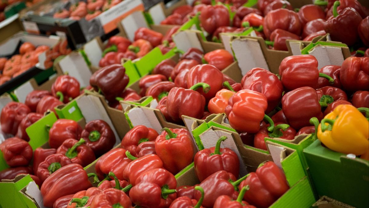 Rekordowa ilość importowanej papryki. Tyle wydaliśmy na warzywa