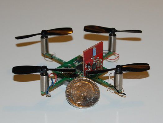 Malutki quadrocopter waży zaledwie 20 gramów! [wideo]