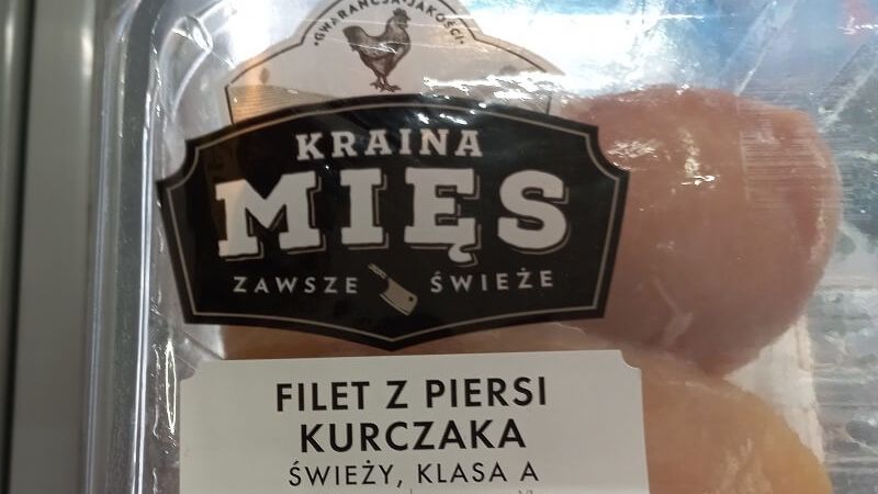 Salmonella w filecie z piersi kurczaka w Biedronce