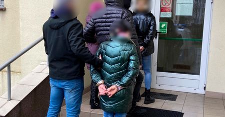 Córka, matka i babcia zatrzymane na gorącym uczynku. Usłyszały zarzuty