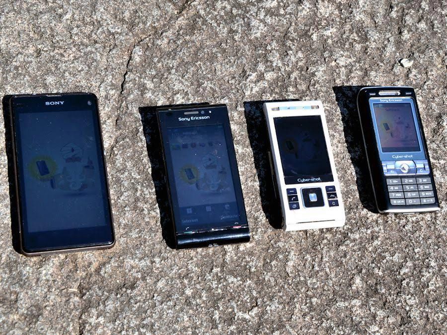 Sony Xperia Z1 Compact, Sony Ericsson Satio, Sony Ericsson C905 i Sony Ericsson K800