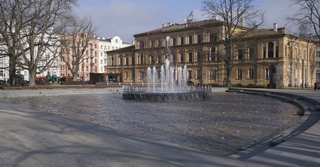 Po zimowej przerwie, znów działa fontanna na pl. Litewskim. Kiedy pokazy multimedialne?