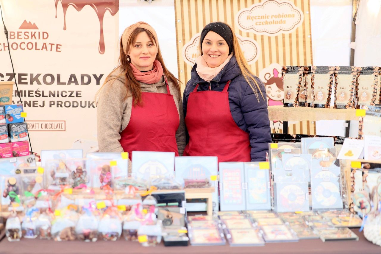 Lublin: Wyjątkowe smaki na Festiwalu Czekolady na placu Zamkowym. Zdjęcia