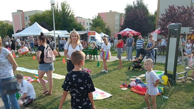 Uczestnicy rodzinnego Pikniku z Malwą