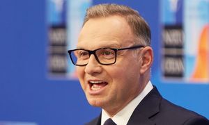 Andrzej Duda otrzymał PREZYDENCKĄ EMERYTURĘ i pochwalił się przelewem. Robi wrażenie? (FOTO)