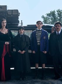 Lato w piekle. Netflix szykuje atrakcje dla polskich fanów "Wednesday"