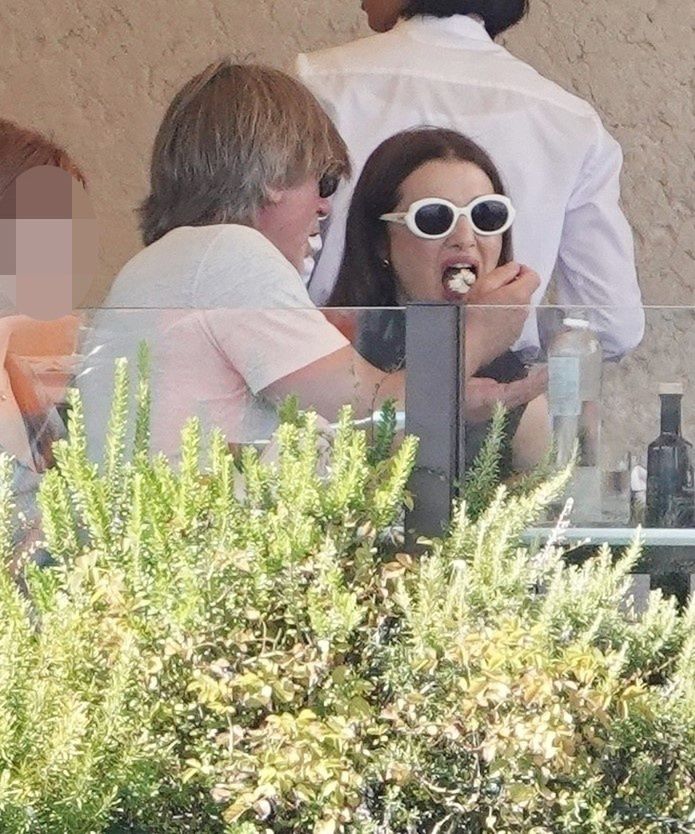 Odmieniony Daniel Craig "przyłapany" z żoną w Wenecji