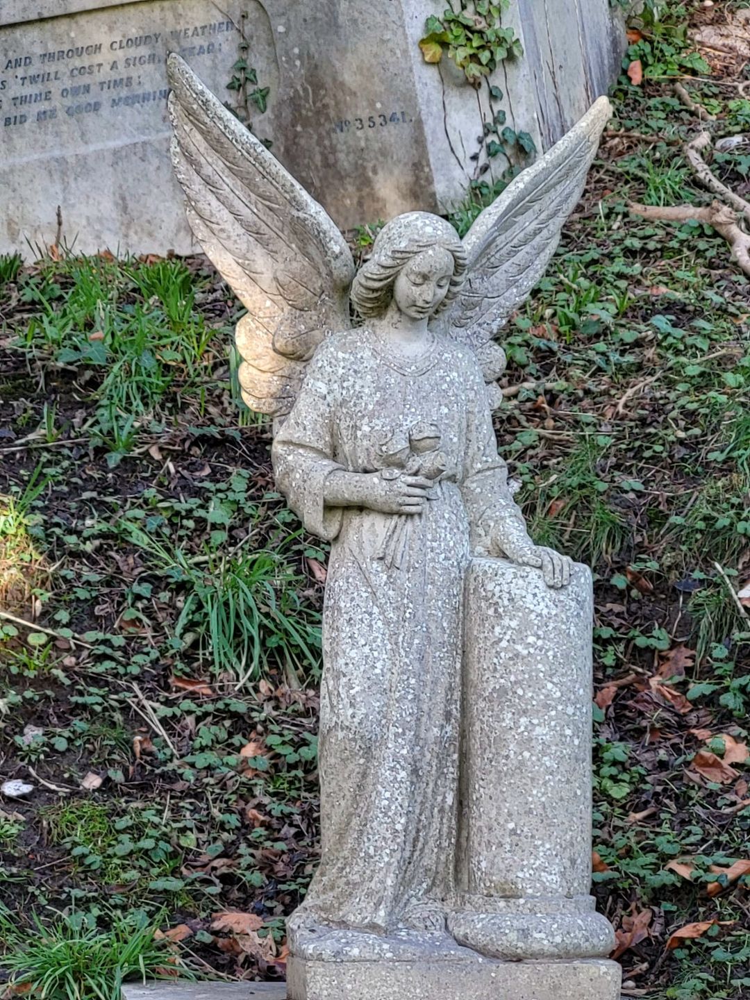 Highgate to prawdziwa galeria sztuki funeralnej