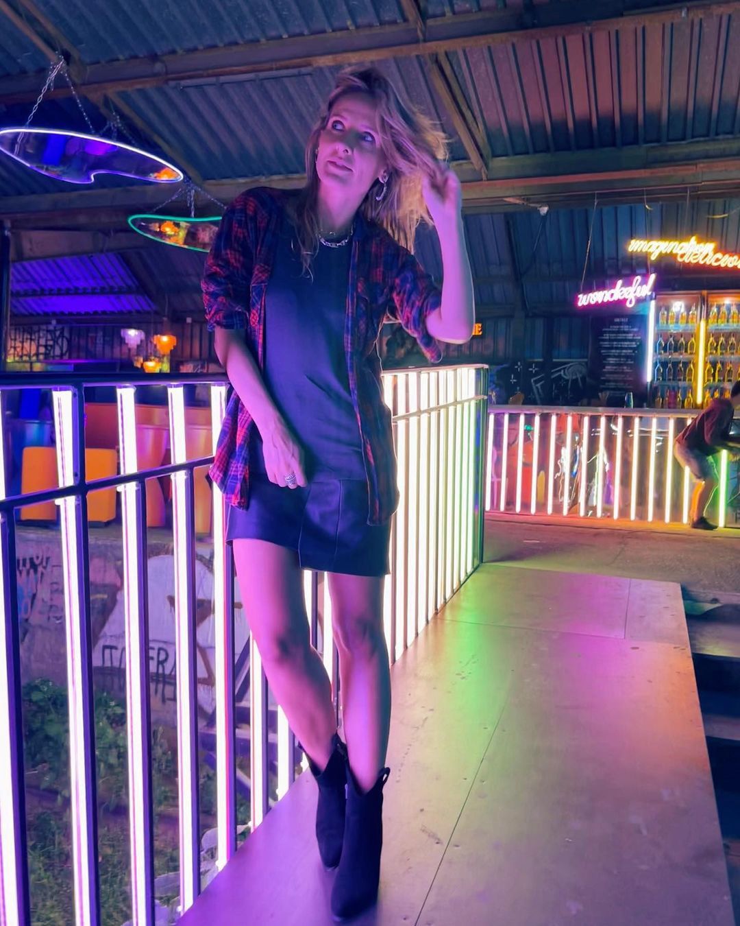 Patrycja Markowska w kowbojkach