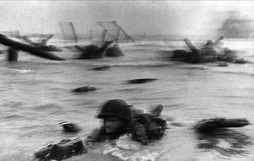 Robert Capa, Omaha Beach, 1944