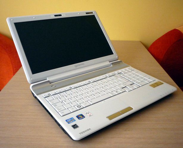 Toshiba Qosmio F750-10L