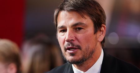 Josh Hartnett wspomina koszmar na planie "Pearl Harbor". "Zrobił nam z życia piekło"