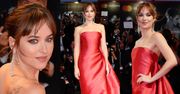 Olśniewająca Dakota Johnson pozdrawia z czerwonego dywanu w Wenecji