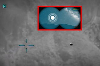 USA odtajniają akta o UFO. Trójkątny obiekt. "Widziałeś to?"